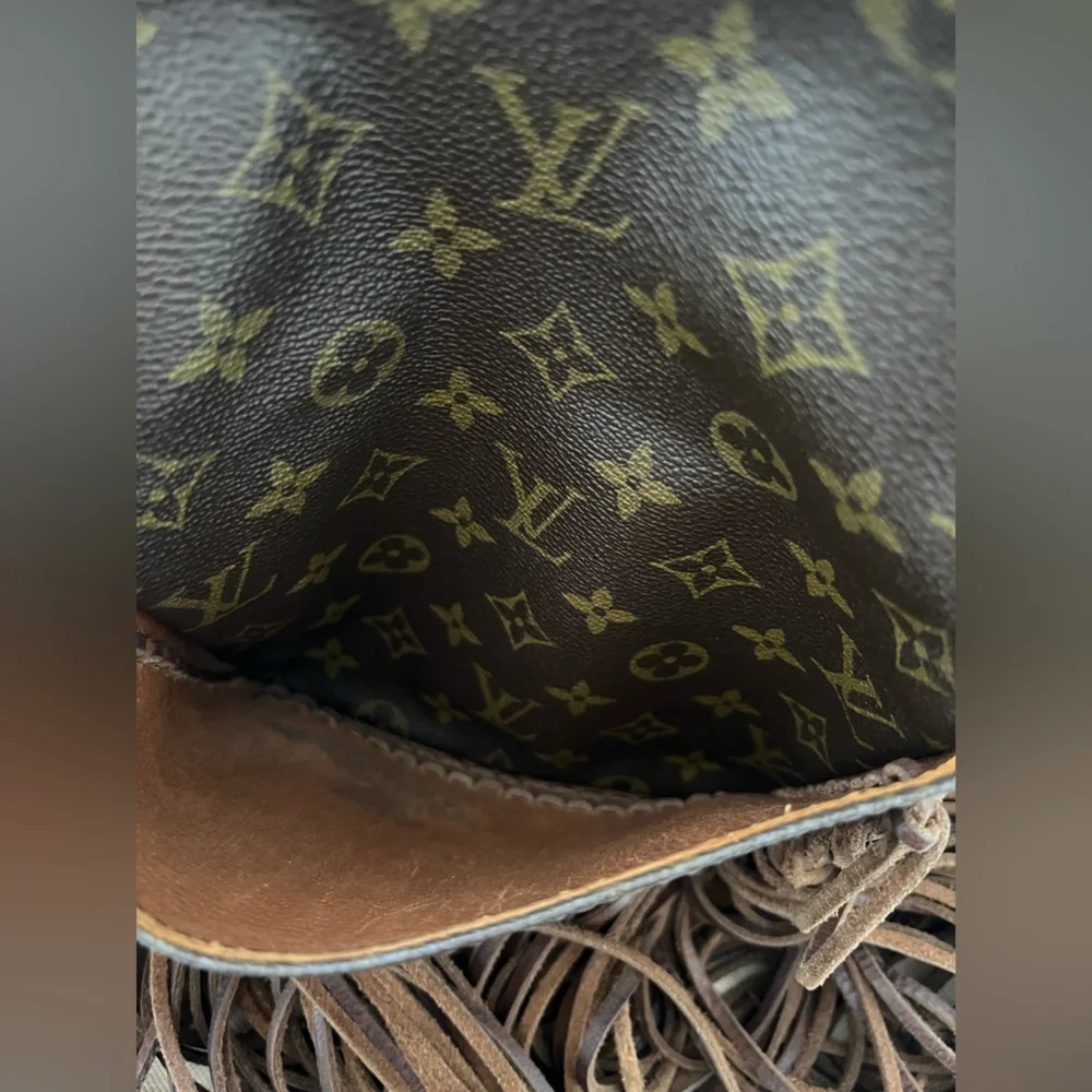 Louis Vuitton Monogram Marceau Fringe Crossbody - Vintage Boho Bags - Picture 9 of 15